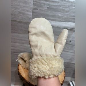 Vintage genuine leather soft  faux shearling-lined mittens size L/XL